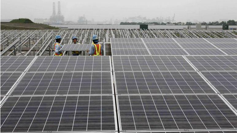 نیروگاه‌های خورشیدی و بادی بر ویرانه‌های نیروگاه هسته‌ای فوکوشیما سر بر می آورند